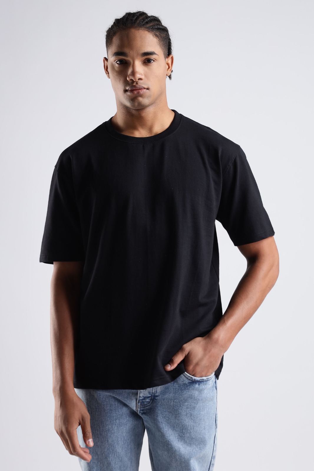 Branded T-Shirt : Classic Black Style for Every Occasion